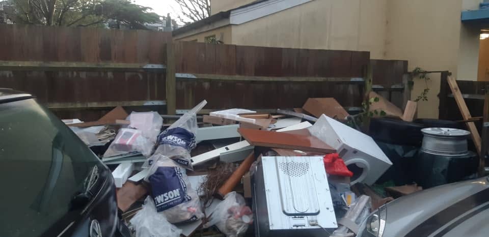 L & J Rubbish Clearance Brighton work
